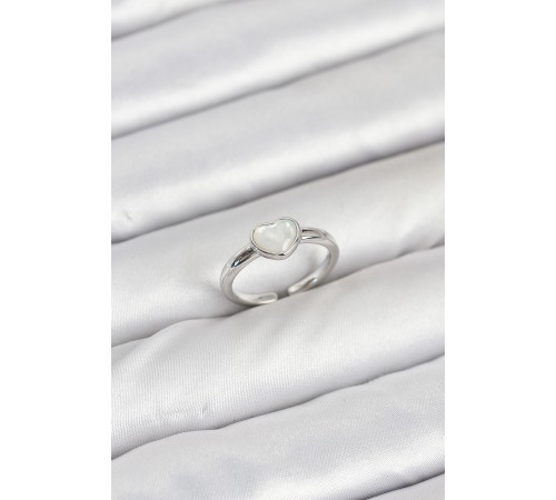 Pirinç Gümüş Renk Kalpli Kadın Yüzük - TJ-BYK3881