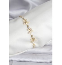 Çiçek Model Zirkon Taşlı Gold Renk Pirinç Su Yolu Kadın Bileklik - TJ-BB8112