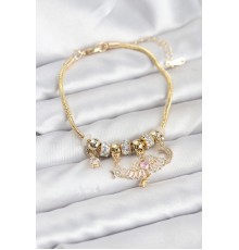 Pirinç Gold Renk Kanatlı Charmlı Kadın Bileklik - TJ-BB8199