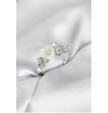 Gümüş Renk Pirinç Çiçek Model Zirkon Taşlı Kadın Yüzük - TJ-BYK4069