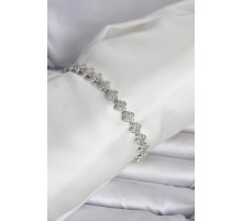 Pirinç Gümüş Renk Yonca Model Sıralı Zirkon Taşlı Kadın Bileklik - TJ-BB8426