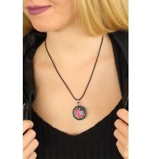 Çilek Figürlü Siyah Deri İpli Bayan Kolye - TJ-BKO4490-KS