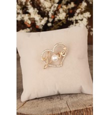 Zirkon Taşlı Love Yazılı Kalpli Broş - TJ-BRS194