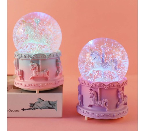 Orta Boy Unicorn Kar Küresi