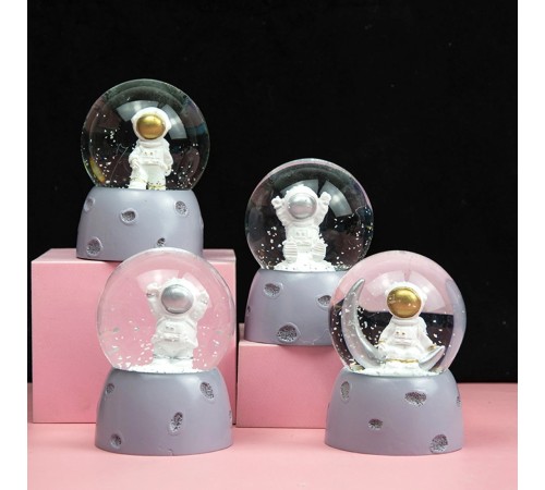 Mini Işıklı Astronot Kar Küresi