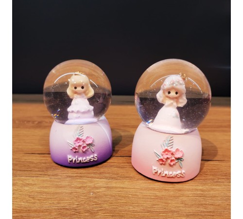 Küçük Boy Işıklı Kar Küresi Prenses