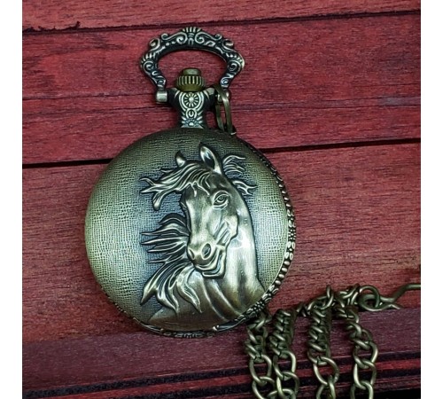 At Tasarımlı Köstekli Saat