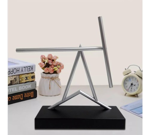 Kaos Sarkaç Pilli Newton