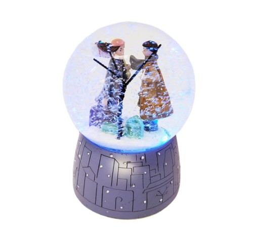 Büyük Boy Kış Masalı Temalı Pilli Kar Küresi