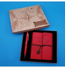 Kırmızı Kalem ve Defter