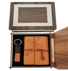 Özel Ahşap Kutulu Taba Deri Defter ve Anahtarlık Set