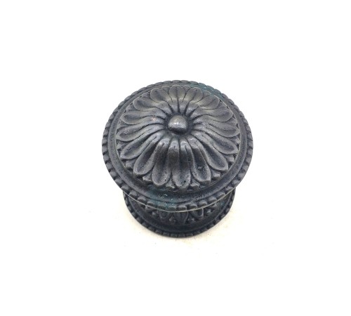 Antika Tarz Dekoratif Pirinç Papatya Kapı Babası - 73mm, Oksit