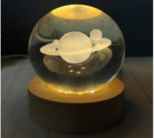 Dekoratif Satürn Tasarımlı Ahşap Altlıklı Işıklı Cam küre Cam:6cm Ahşap:2cm