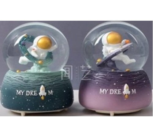 Astronot Kar Küresi Orta Boy WY20K23