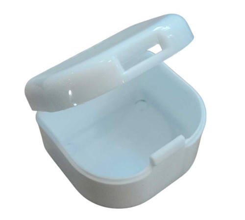 Protez Diş Saklama Kabı