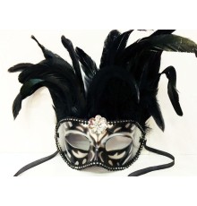 Siyah Renk Ekstra Bol Kuş Tüylü Pembe Dantelli Venedik Maskesi 30x19 cm