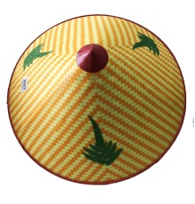 Yeşil Yapraklı Saten Kaplama Sarı Vietnam Şapkası