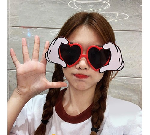 Kırmızı Renk Kalp Şekilli El Figürlü Parti Gözlüğü 21x8 cm