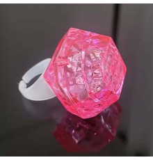 Kristal Tasarımlı Led Glow Işıklı 3 Modlu Pembe Yüzük 3.5 x 5 cm