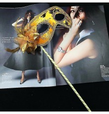 Lüks Taşlı Saplı Maskeli Balo Maskesi Altın Renk 35 cm