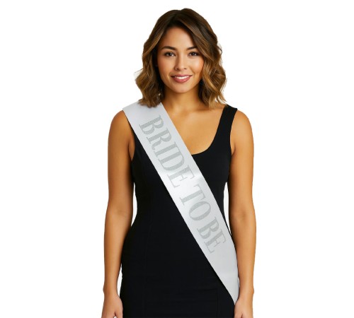 Beyaz Saten Üzerine Kalın Gümüş Yazılı Bride To Be Kuşağı