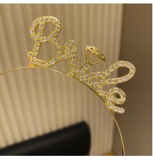 Altın Renkli Taşlı “Bride” Gelin Tacı – El Yazısı Yazı Tipiyle