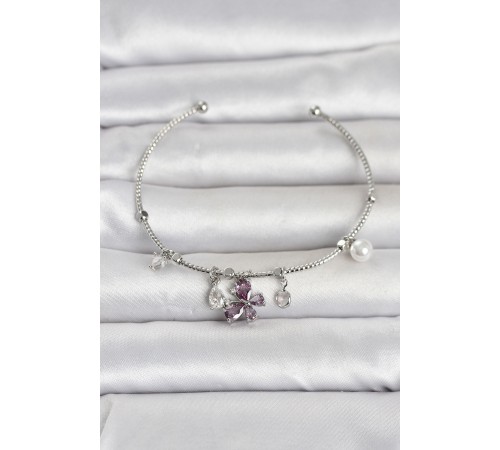 Pirinç Gümüş Renk Mor Detaylı Charmlı Kadın Bileklik TJ-BB8485