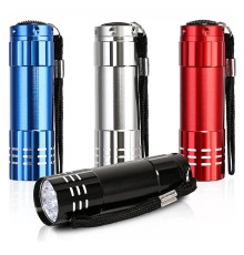 9 LED’li Pilli El Feneri Pratik ve Ekonomik Aydınlatma Kompakt Günlük Kullanım WT-036