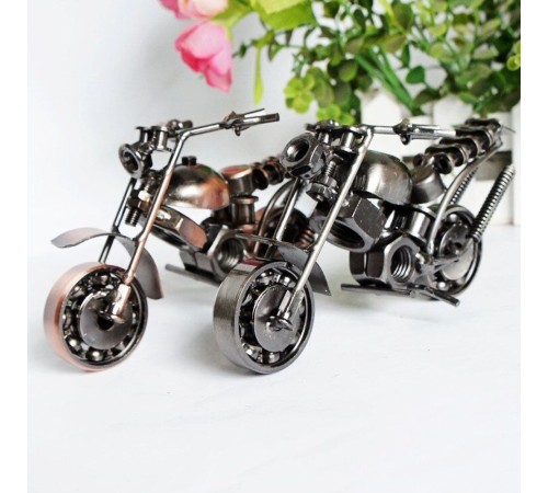 El Yapimi Dekoratif Metal Motor