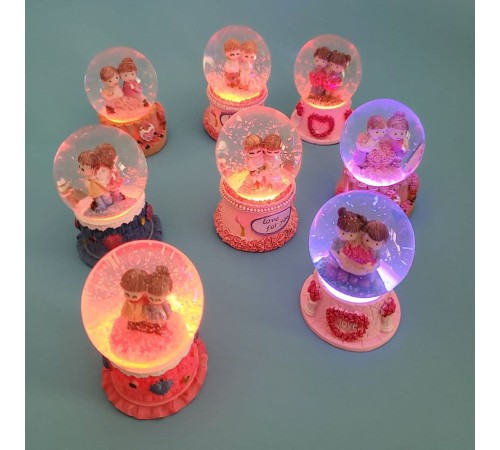 Işıklı Mini Kar Küreleri