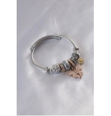 Çelik Charm Model Gold Kelebek Figür Gri Boncuklu Kadın Bileklik - TJ-BB4790