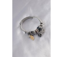 Çelik Charm Model Siyah Kalp Figür Kelebek Detay Zirkon Taşlı Kadın Bileklik - TJ-BB4793