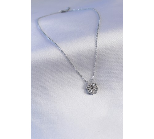 316L Çelik Gümüş Renk Açılır Yonca Model Kadın Kolye - TJ-BKO7291