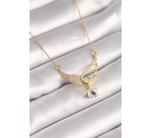 316L Çelik Gold Renk Zirkon Taşlı Kanat Model Sallantı Zirkon Taş Detay Kadın Kolye - TJ-BKO8402