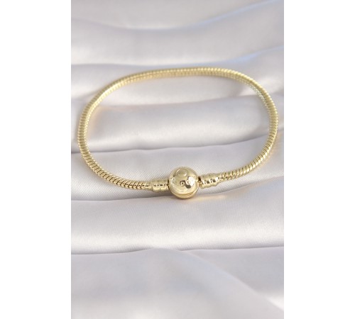 Pirinç Gold Renk İşleme Detay Charm Model Kadın Bileklik - TJ-BB5988