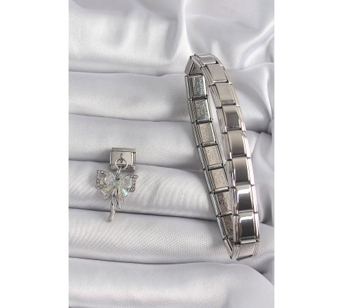 316L Çeik Gümüş Renk Sallantı Zirkon Taşı Fiyonk Model Nomination Charm - TJ-BC1156 316L Çeik Gümüş Renk Sallantı Zirkon Taşı Fiyonk Model Nomination Charm - TJ-BC1156