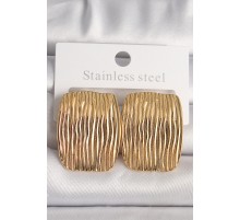 Pirinç Gold Renk İşlemeli Kare Plaka Model Kadın Küpe - TJ-BKP10145