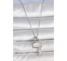 316L Çelik Gümüş Renk Zincir Beyaz Sedefli Kilit Anahtar Detay Kadın Kolye - TJ-BKO10108