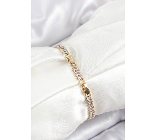 Pirinç Zirkon Taşlı Su Yolu Model Gold Renk Kadın Bileklik - TJ-BB7033 Pirinç Zirkon Taşlı Su Yolu Model Gold Renk Kadın Bileklik - TJ-BB7033