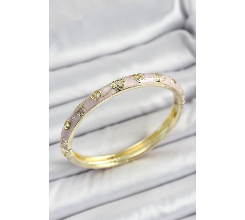 Mineli Pirinç Gold Renk Pembe Renk Motifli Kadın Kelepçe - TJ-BB7178 Mineli Pirinç Gold Renk Pembe Renk Motifli Kadın Kelepçe - TJ-BB7178