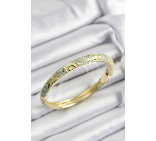 Mineli Pirinç Yeşil Sarmal Motifli Gold Renk Kadın Kelepçe - TJ-BB7411 Mineli Pirinç Yeşil Sarmal Motifli Gold Renk Kadın Kelepçe - TJ-BB7411