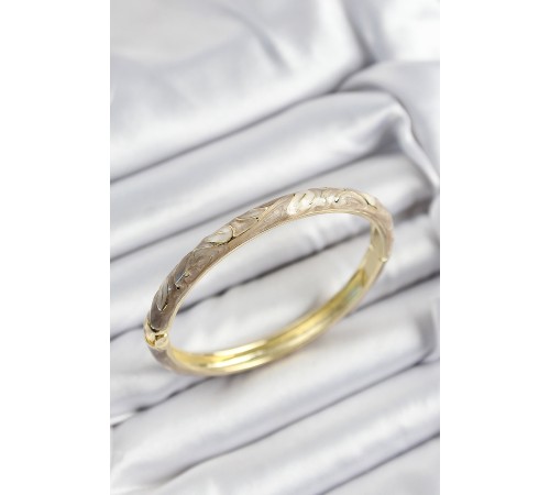 Mineli Pirinç Bej Mermer Motifli Gold Renk Kadın Kelepçe - TJ-BB7415 Mineli Pirinç Bej Mermer Motifli Gold Renk Kadın Kelepçe - TJ-BB7415