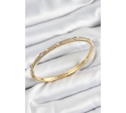 Pirinç Zirkon Taşlı Vintage Model Gold Renk Kadın Kelepçe - TJ-BB7580 Pirinç Zirkon Taşlı Vintage Model Gold Renk Kadın Kelepçe - TJ-BB7580