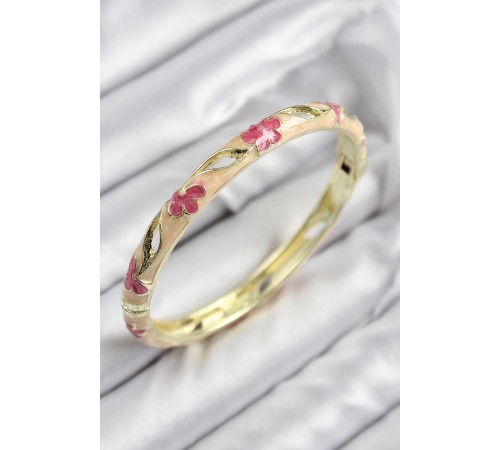 Mineli Pirinç Çiçek Motifli Gold Renk Kadın Kelepçe - TJ-BB7614 Mineli Pirinç Çiçek Motifli Gold Renk Kadın Kelepçe - TJ-BB7614
