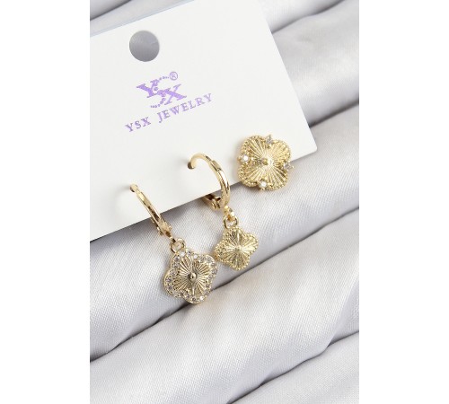 Pirinç Zirkon Taşlı 3'lü Yonca Model Gold Renk Kadın Küpe - TJ-BKP11135 Pirinç Zirkon Taşlı 3'lü Yonca Model Gold Renk Kadın Küpe - TJ-BKP11135