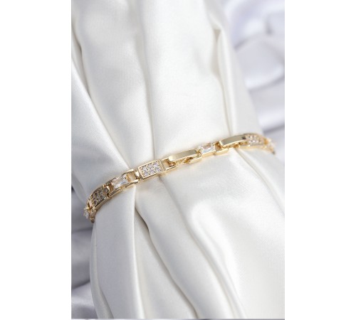 Pirinç VIP Seri Gold Renk Zirkon Taşlı Model Kadın Bileklik - TJ-BB7936