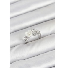 Pirinç Gümüş Renk Çiçek Model Zirkon Taşlı Kadın Yüzük - TJ-BYK3879