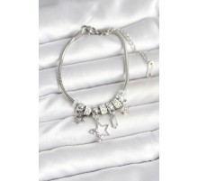 Pirinç Gümüş Renk Yıldız Charmlı Kadın Bileklik - TJ-BB7994
