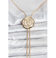 Pirinç Gold Renk Gül Model Asansörlü Kadın Kolye - TJ-BKO10636