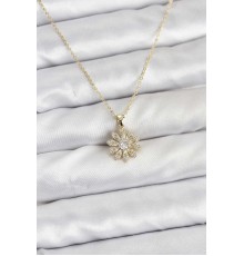 Pirinç Gold Renk Çiçek Model Kadın Kolye - TJ-BKO10805